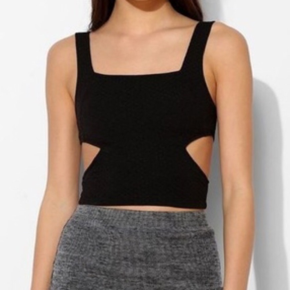 Sparkle & Fade black cutout crop tank top, M